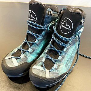 NEW La Sportiva Trango Tech GTX Mountaineering Boots - Women's Size 7.5